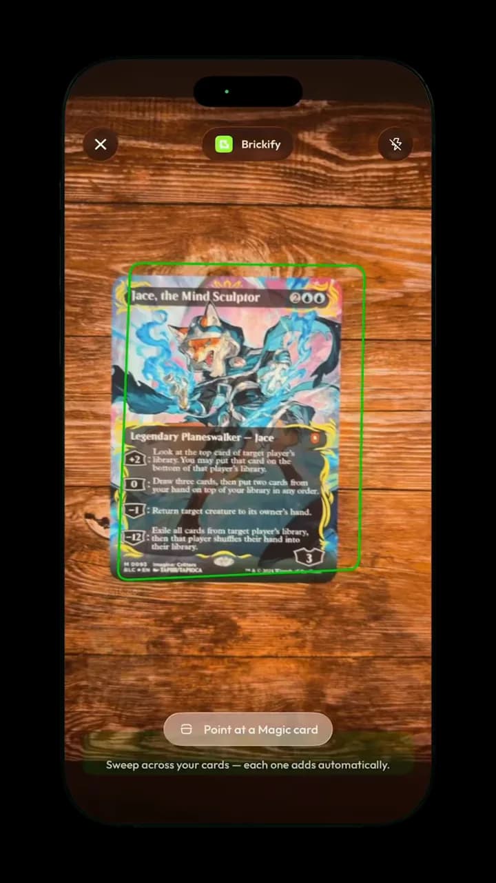 Brickify locking onto a Magic card to price it